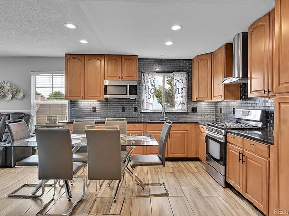 1922 Danube Way, Aurora CO 80011