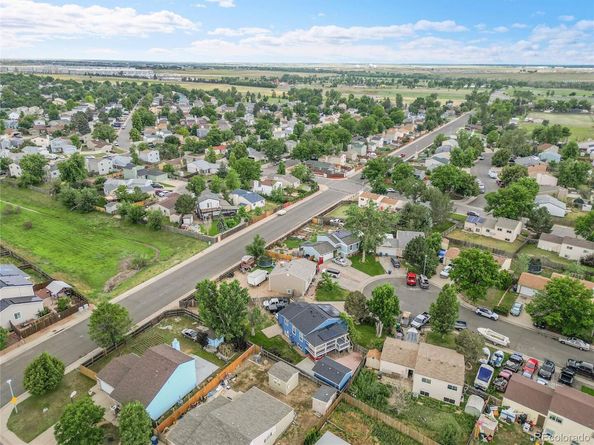 1922 Danube Way, Aurora CO 80011