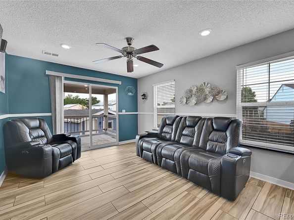 1922 Danube Way, Aurora CO 80011