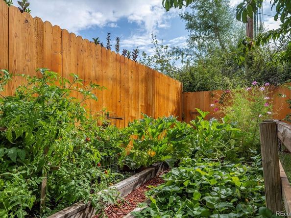 9111 E Eastman Avenue, Denver CO 80231
