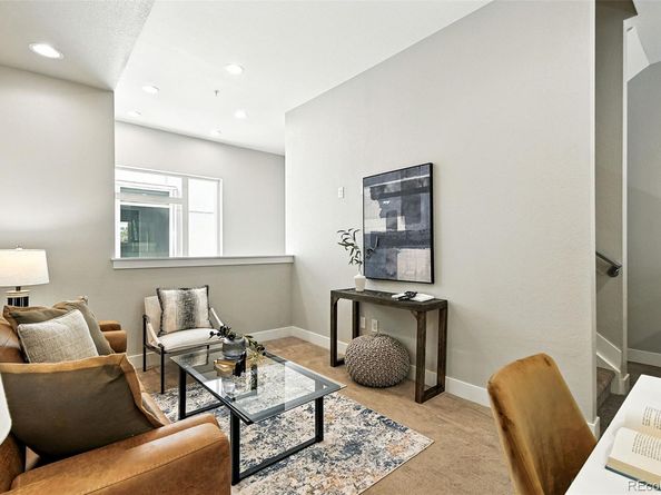2733 W 28th Avenue 8, Denver CO 80211