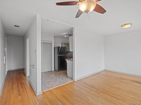 4430 W 35th Avenue 11, Denver CO 80212