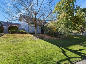 2522 S Worchester Court B, Aurora CO 80014