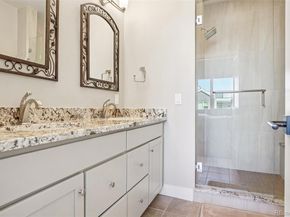 888 S Valentia Street 17103, Denver CO 80247