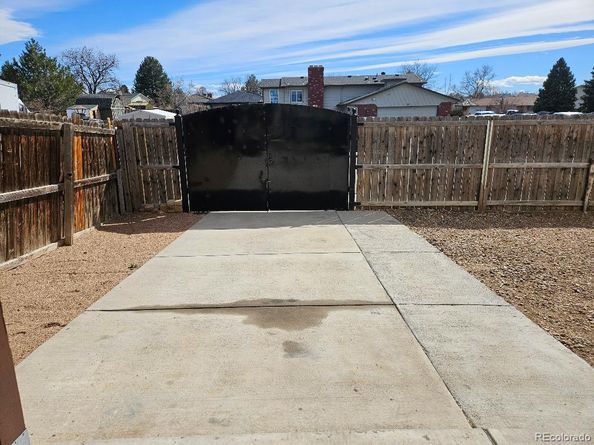 808 Idalia Street, Aurora CO 80011