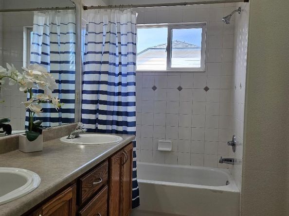 808 Idalia Street, Aurora CO 80011