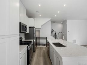 2060 S Holly Street 3, Denver CO 80222