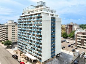 1155 N Ash Street 103, Denver CO 80220
