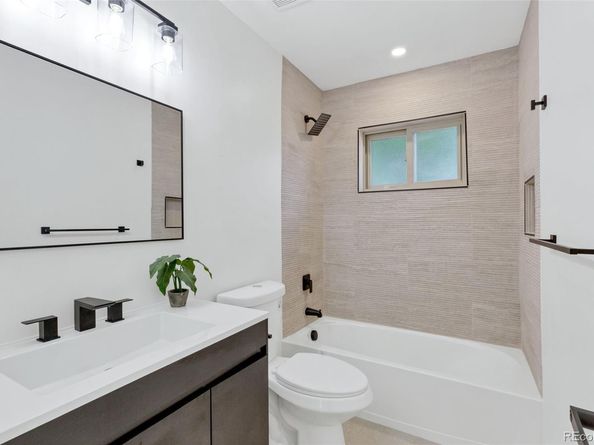 Undisclosed Address #9858502, Broomfield CO 80020