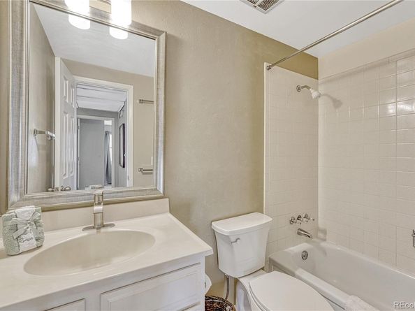 7525 S Rosemary Circle, Centennial CO 80112