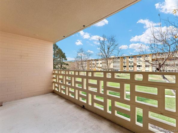 605 S Alton Way 2B, Denver CO 80247