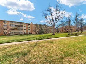 605 S Alton Way 2B, Denver CO 80247