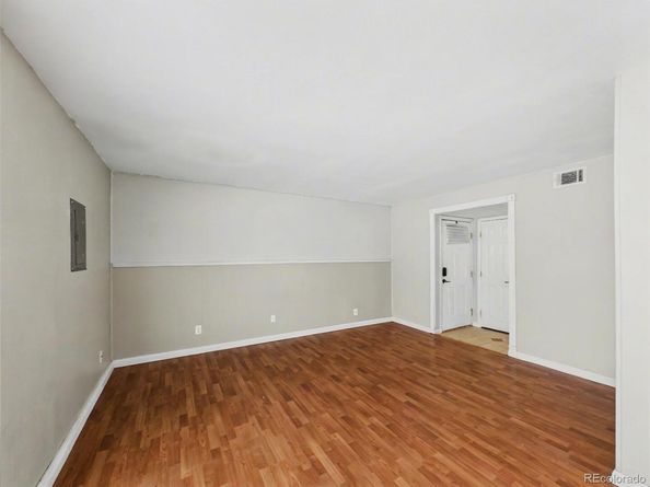 968 S Peoria Street, Aurora CO 80012