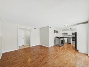 968 S Peoria Street, Aurora CO 80012
