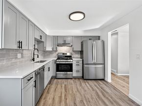 6419 W 77th Avenue, Arvada CO 80003