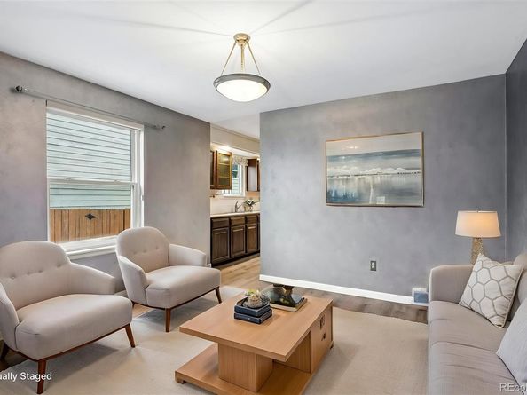 8039 S Newport Court, Centennial CO 80112