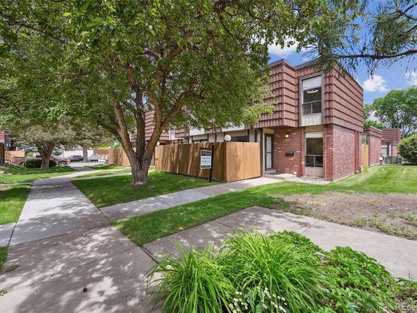 9338 W Utah Place, Lakewood CO 80232
