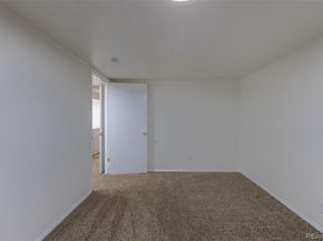 2820 S Ivanhoe Street, Denver CO 80222