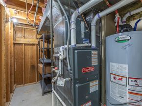 2820 S Ivanhoe Street, Denver CO 80222