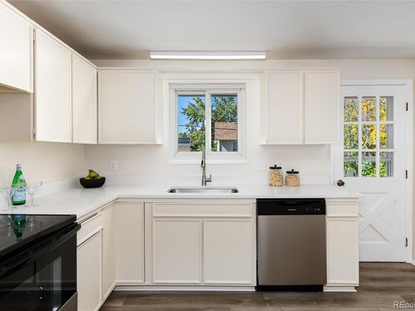 1157 S Everett Street, Lakewood CO 80232