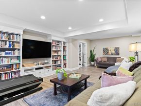 5984 S Paris Place, Greenwood Village CO 80111