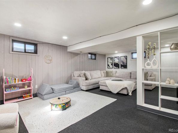 8895 E Radcliff Avenue E, Denver CO 80237