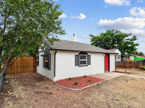 1301 Kenton Street, Aurora CO 80010