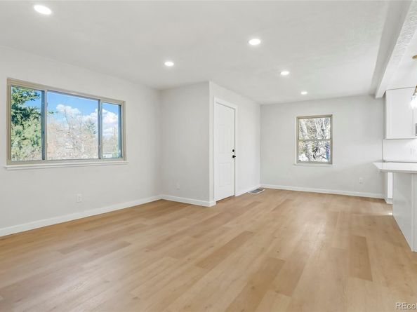 10040 W 13th Place, Lakewood CO 80215