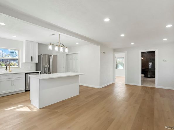 10040 W 13th Place, Lakewood CO 80215