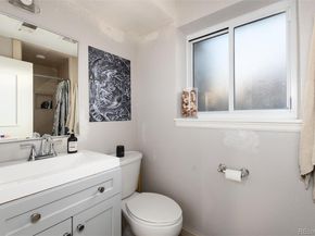 Undisclosed Address #3457648, Aurora CO 80012