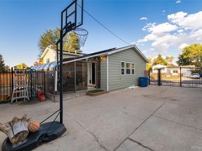 Undisclosed Address #3457648, Aurora CO 80012