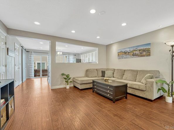 7832 S Kittredge Circle, Englewood CO 80112