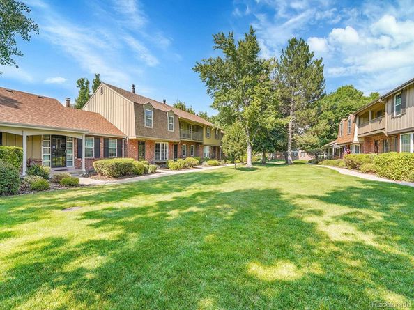 8822 E Amherst Drive E, Denver CO 80231