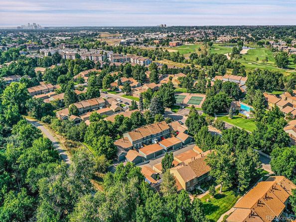 8822 E Amherst Drive E, Denver CO 80231