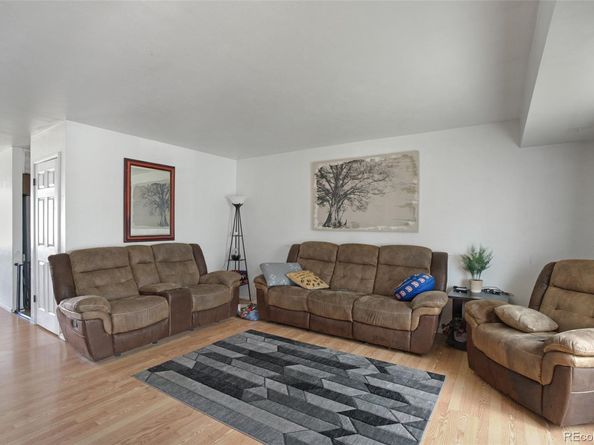2574 S Rifle Street, Aurora CO 80013