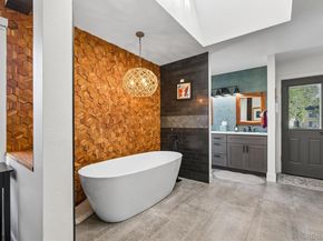 1567 W Briarwood Avenue, Littleton CO 80120