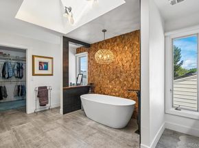 1567 W Briarwood Avenue, Littleton CO 80120