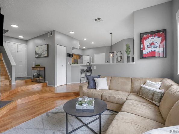 6001 S Yosemite Street E205, Greenwood Village CO 80111