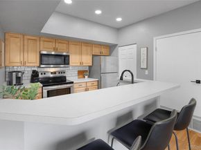 6001 S Yosemite Street E205, Greenwood Village CO 80111