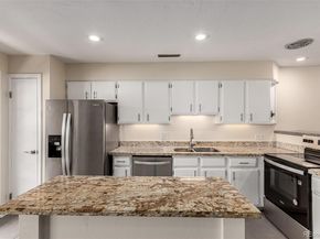 2301 E Fremont Avenue W08, Centennial CO 80122