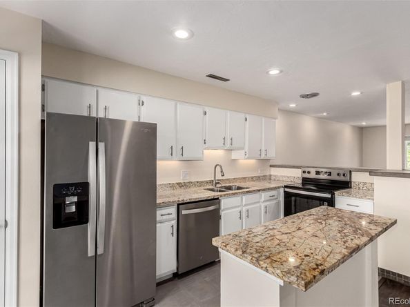 2301 E Fremont Avenue W08, Centennial CO 80122