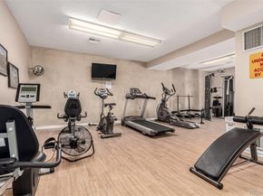 2301 E Fremont Avenue W08, Centennial CO 80122