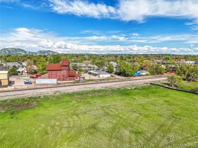 Undisclosed Address #7737974, Louisville CO 80027