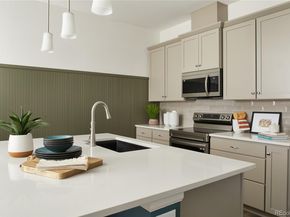 6153 N Ceylon Street 9102, Denver CO 80249
