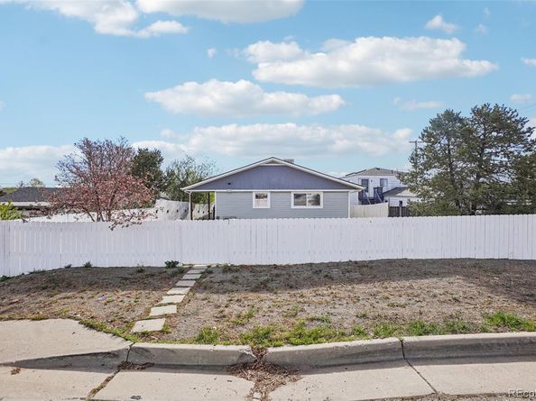 6704 Grove Street, Denver CO 80221
