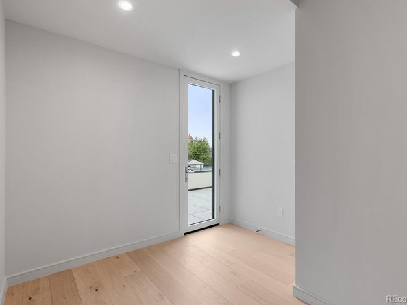 1127 S Monroe Street, Denver CO 80210
