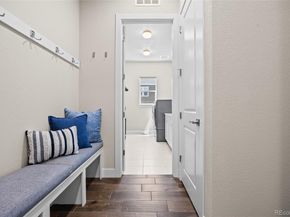 8142 S Langdale Way, Aurora CO 80016