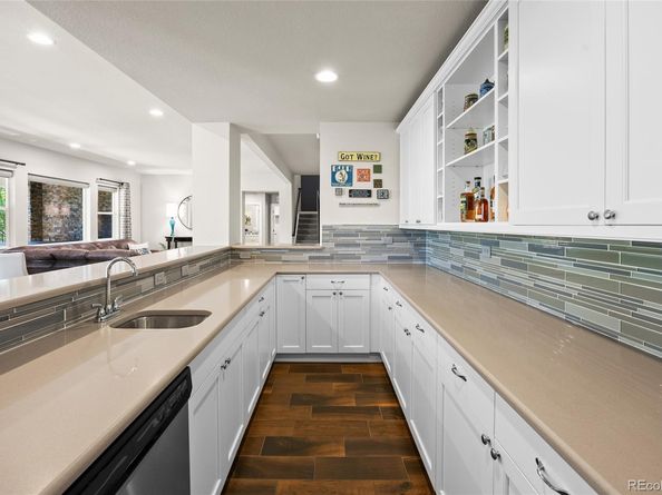 8142 S Langdale Way, Aurora CO 80016
