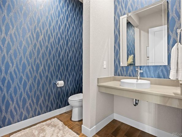8142 S Langdale Way, Aurora CO 80016