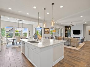 8142 S Langdale Way, Aurora CO 80016